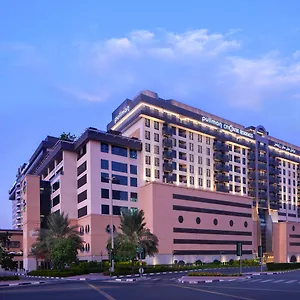 5* Apart-hotel Pullman Creek Centre Residences